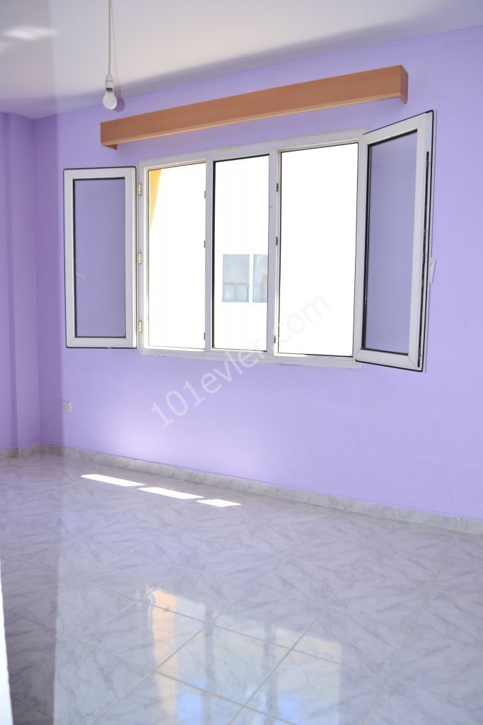 Flat To Rent in Girne Merkez, Kyrenia