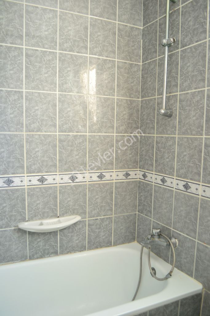 Flat To Rent in Girne Merkez, Kyrenia