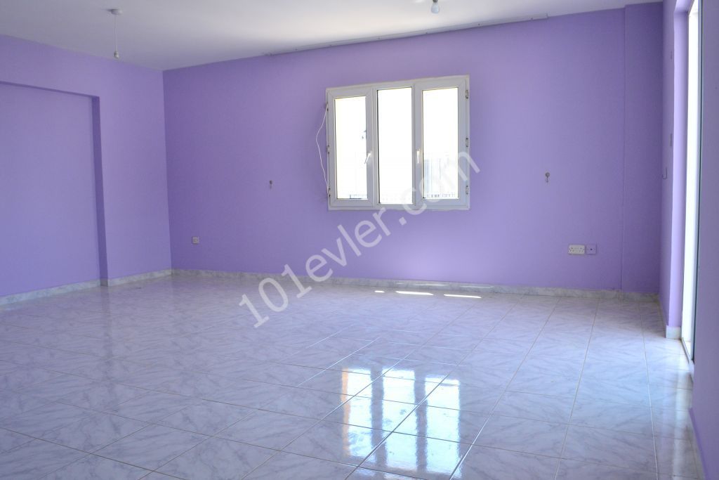 Flat To Rent in Girne Merkez, Kyrenia