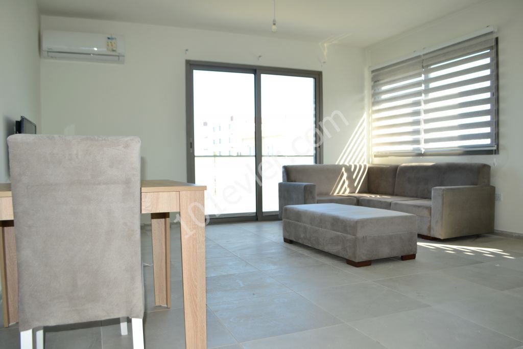 Girne merkezde ( ŞOKMAR) 2+1 yeni daire