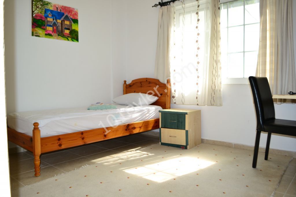 Flat To Rent in Girne Merkez, Kyrenia