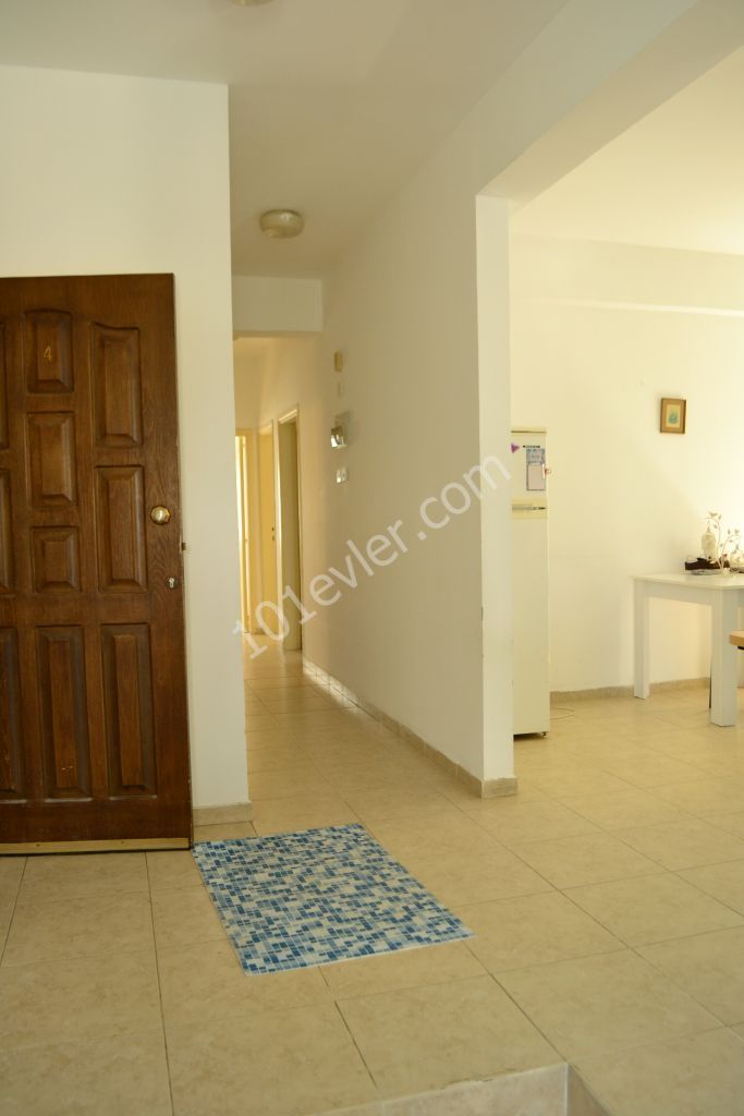 Flat To Rent in Girne Merkez, Kyrenia