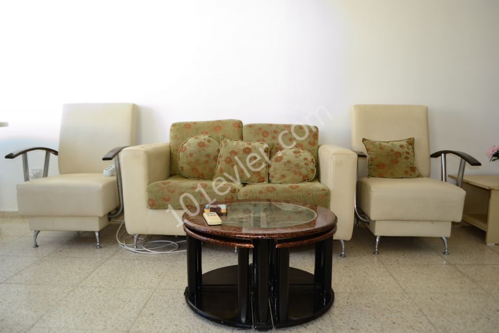 Flat To Rent in Girne Merkez, Kyrenia