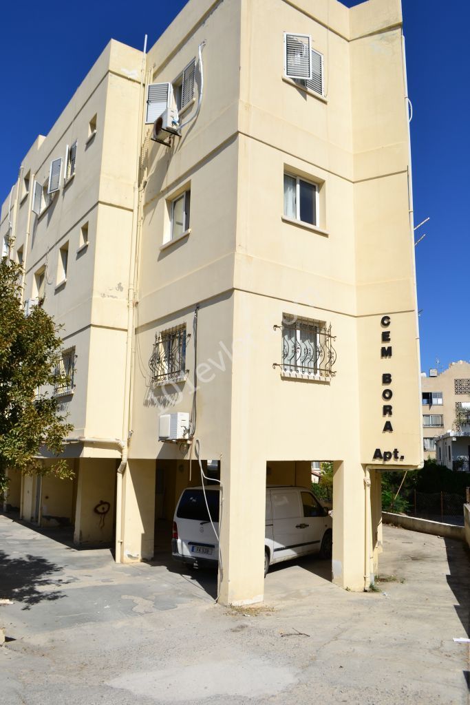 Flat To Rent in Girne Merkez, Kyrenia