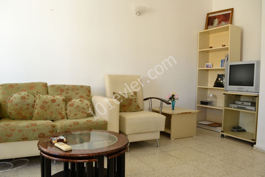 Flat To Rent in Girne Merkez, Kyrenia