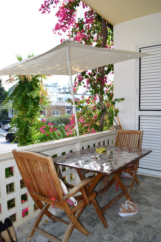 Flat To Rent in Girne Merkez, Kyrenia