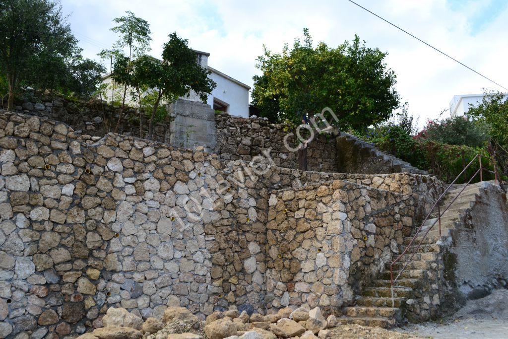 Detached House For Sale in Lapta, Kyrenia