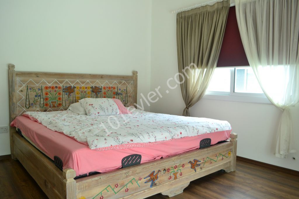 Semi Detached To Rent in Karaoğlanoğlu, Kyrenia