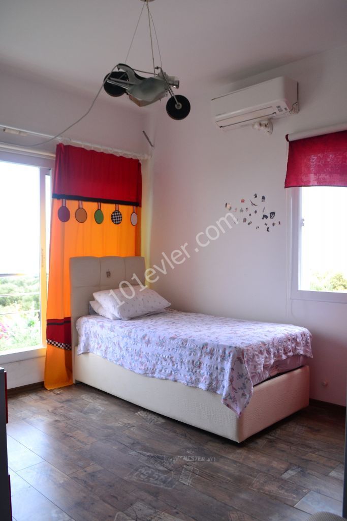 Semi Detached To Rent in Karaoğlanoğlu, Kyrenia