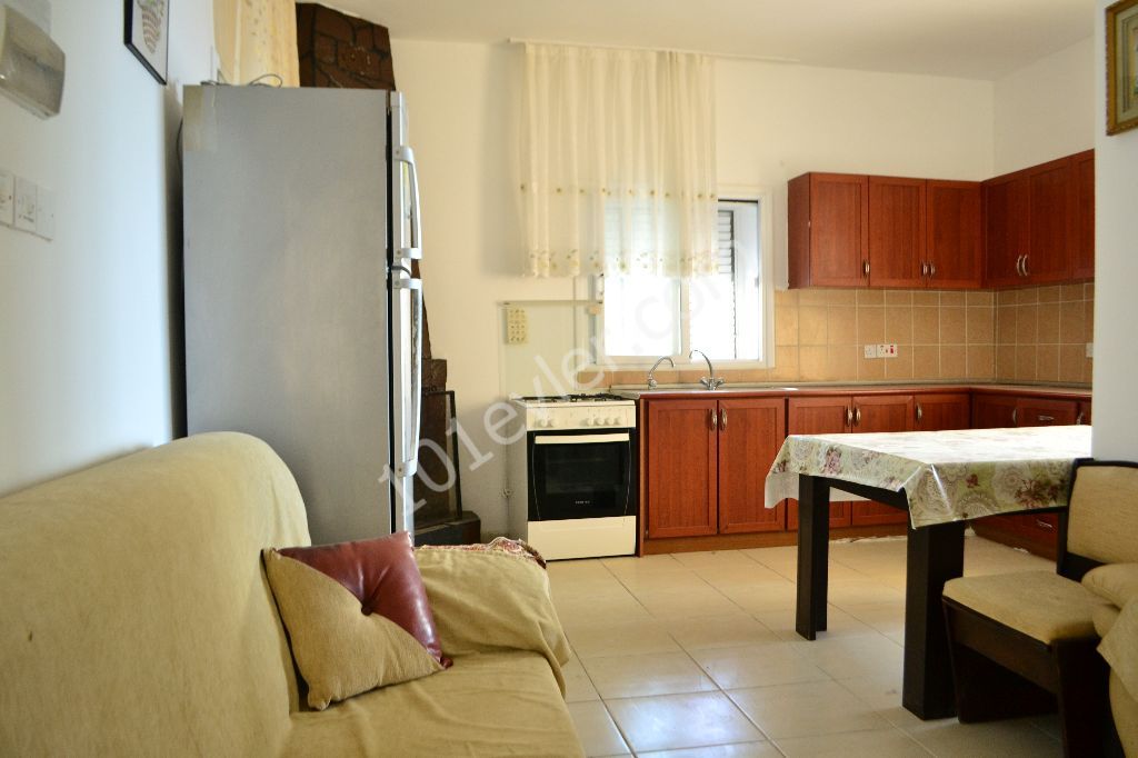 Flat To Rent in Karaoğlanoğlu, Kyrenia