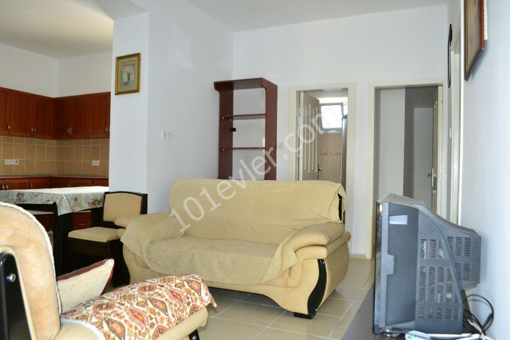 Flat To Rent in Karaoğlanoğlu, Kyrenia