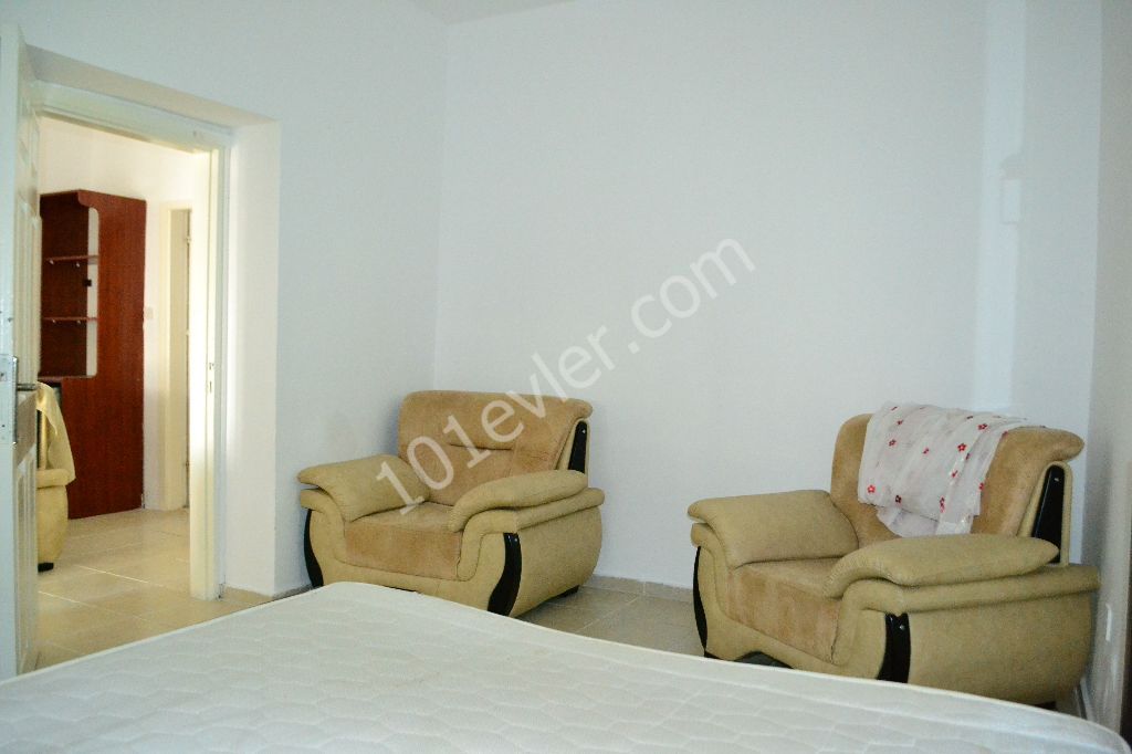 Flat To Rent in Karaoğlanoğlu, Kyrenia