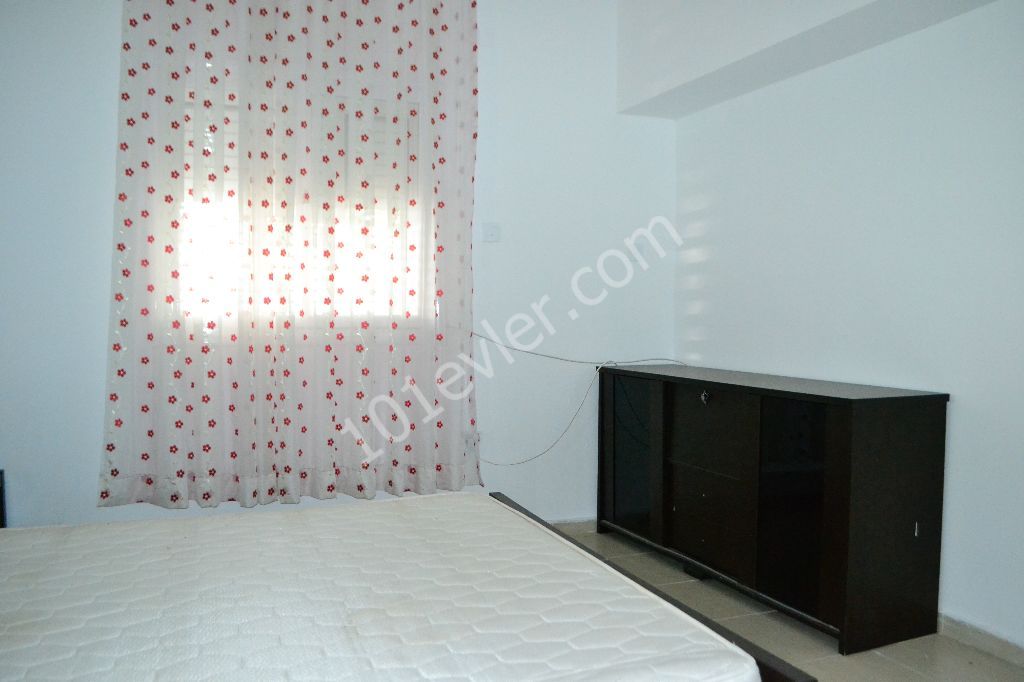 Flat To Rent in Karaoğlanoğlu, Kyrenia