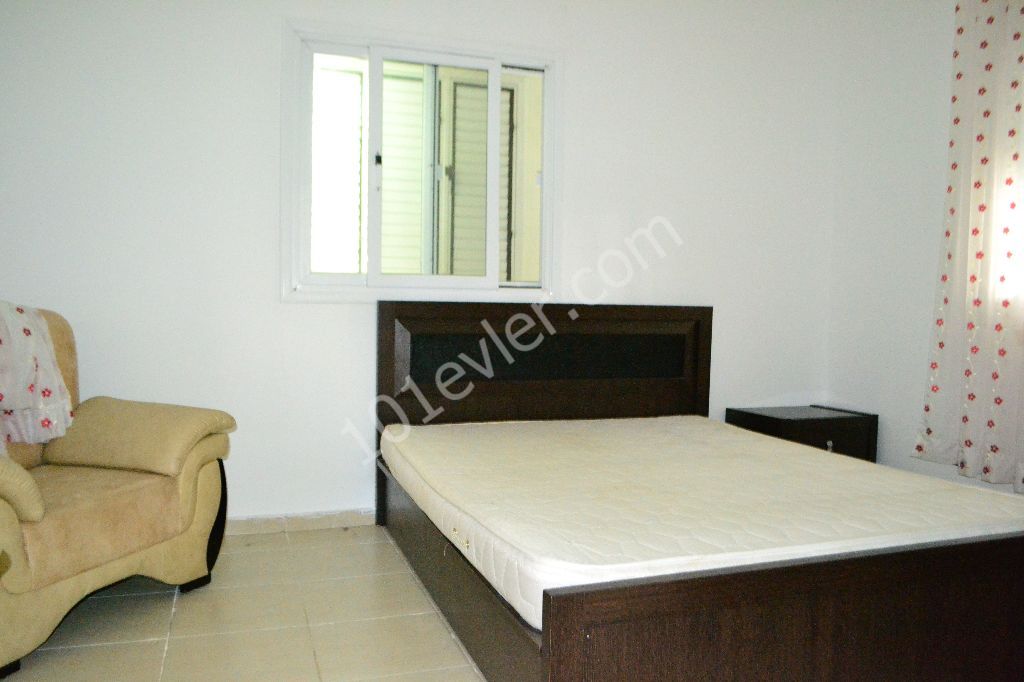 Detached House To Rent in Karaoğlanoğlu, Kyrenia