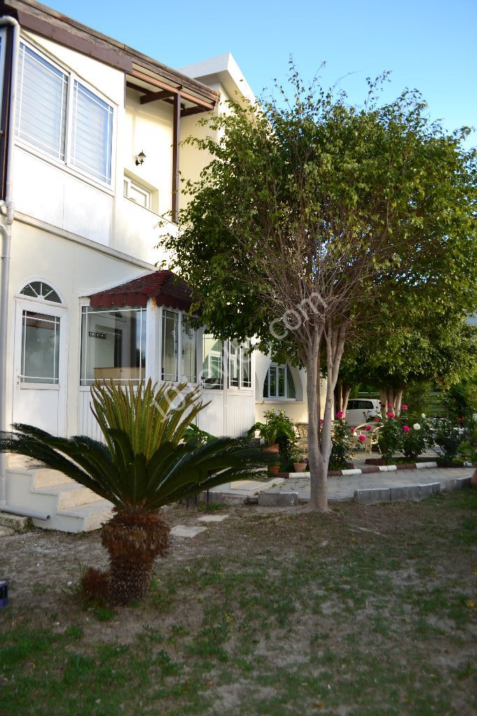 Detached House To Rent in Karaoğlanoğlu, Kyrenia