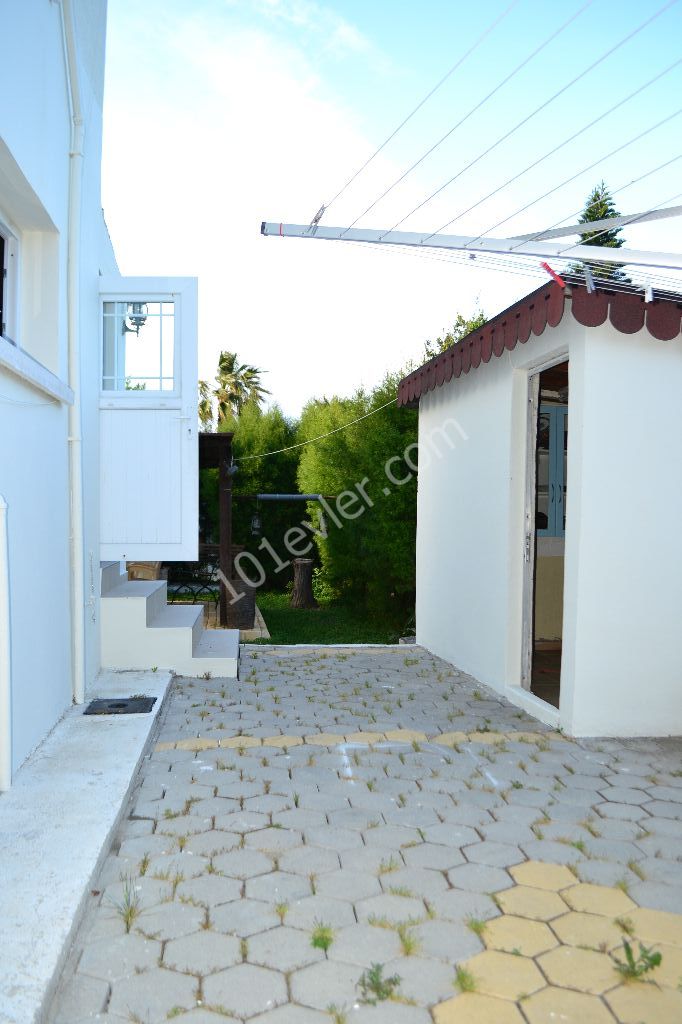 Detached House To Rent in Karaoğlanoğlu, Kyrenia