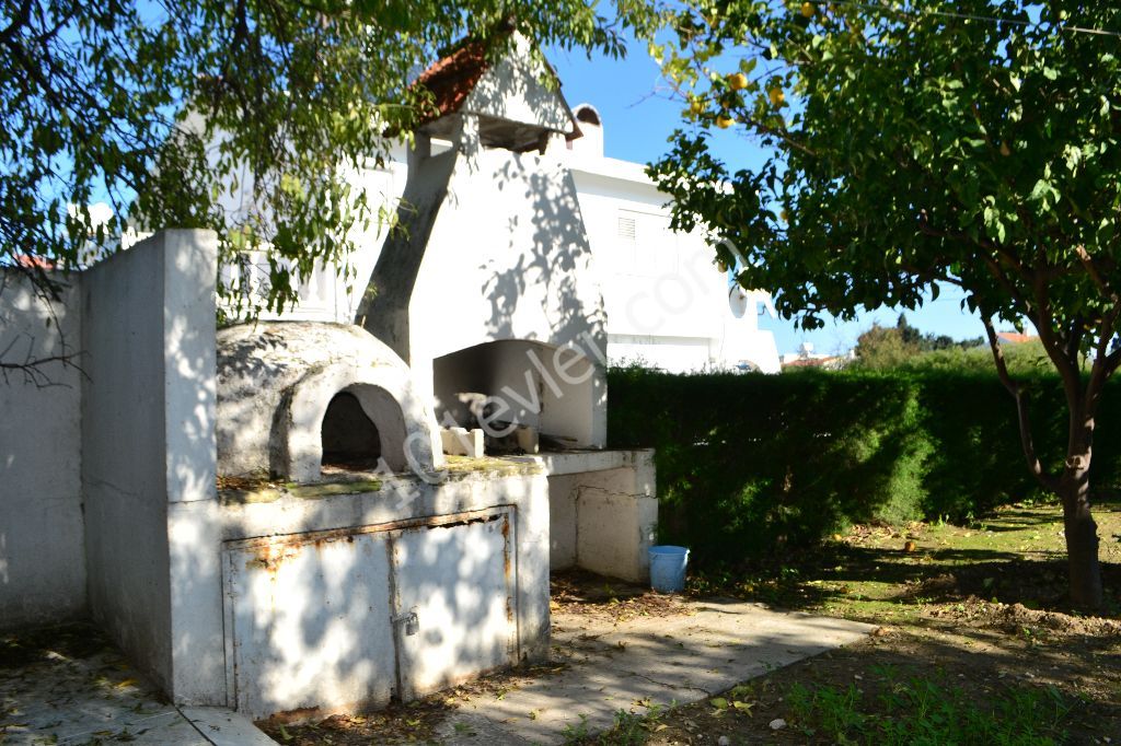 خانه مستقل برای اجاره in Karaoğlanoğlu, گیرنه