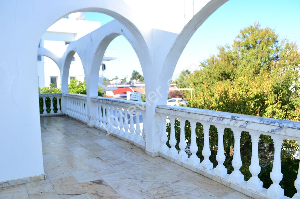 Detached House To Rent in Karaoğlanoğlu, Kyrenia