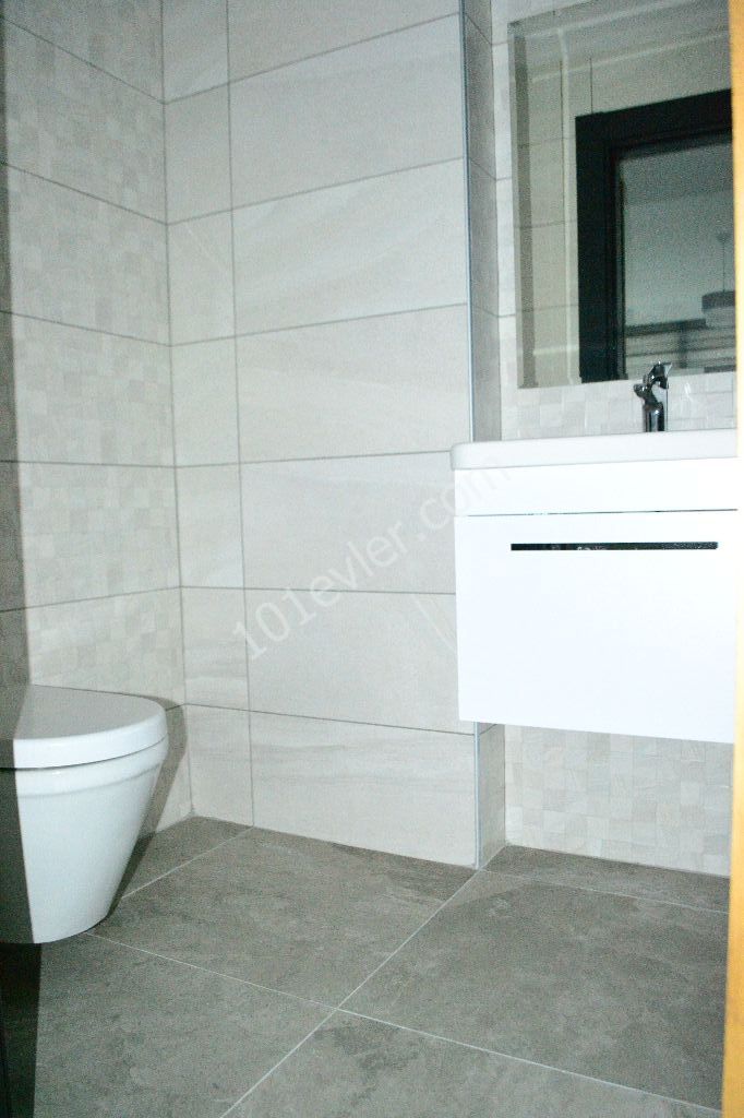 Flat To Rent in Girne Merkez, Kyrenia