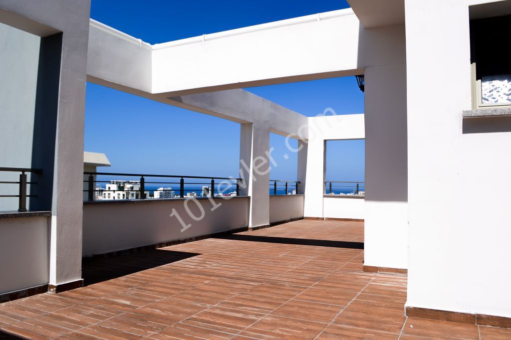 Penthouse To Rent in Girne Merkez, Kyrenia