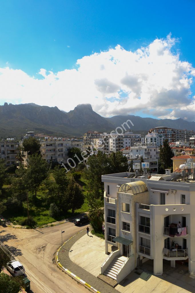 Girne merkezde 2+1 Penthouse