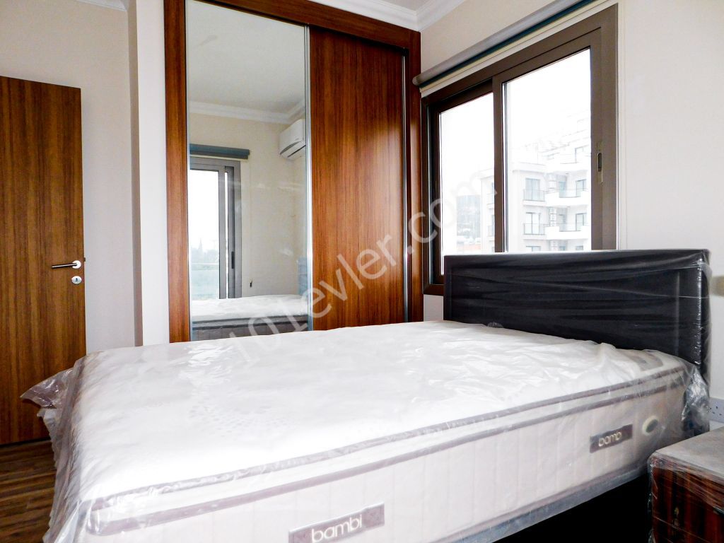 تخت برای فروش in Girne Merkez, گیرنه