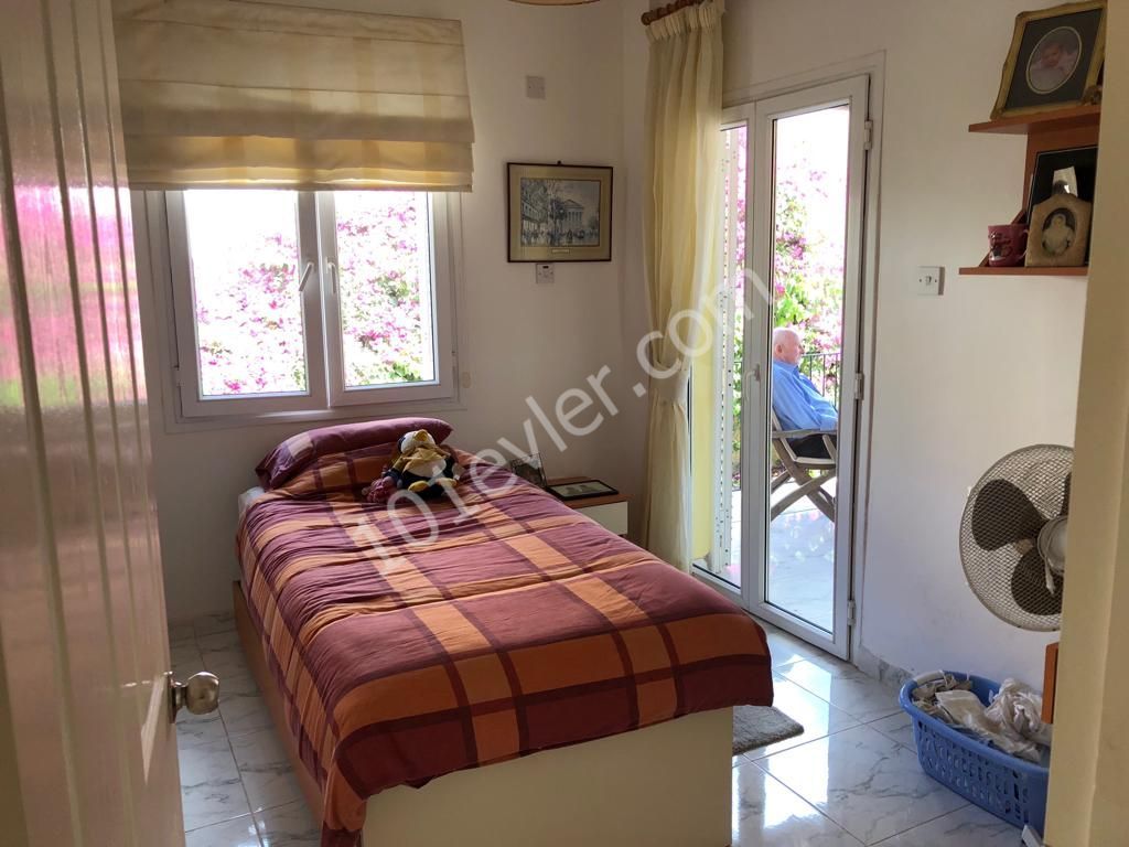 Detached House To Rent in Lapta, Kyrenia