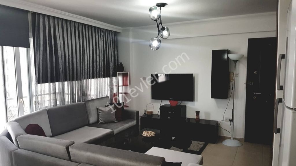 Flat To Rent in Alsancak, Kyrenia