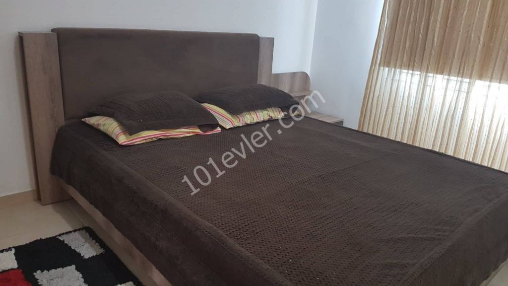 Flat To Rent in Alsancak, Kyrenia