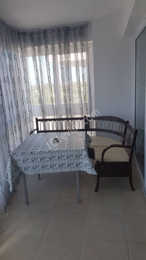 Flat To Rent in Alsancak, Kyrenia