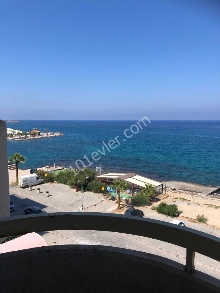 Penthouse Mieten in Girne Merkez, Kyrenia