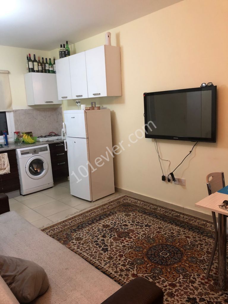 Flat To Rent in Karaoğlanoğlu, Kyrenia