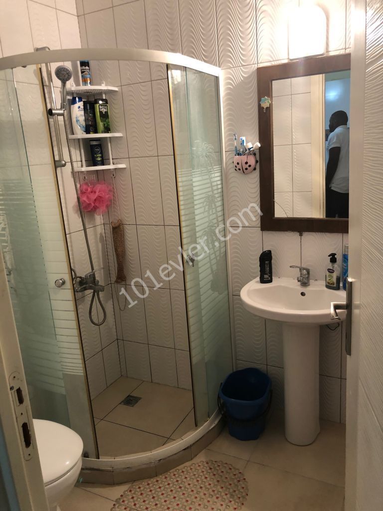 Flat To Rent in Karaoğlanoğlu, Kyrenia