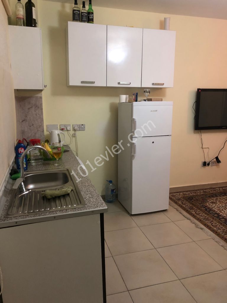 Flat To Rent in Karaoğlanoğlu, Kyrenia