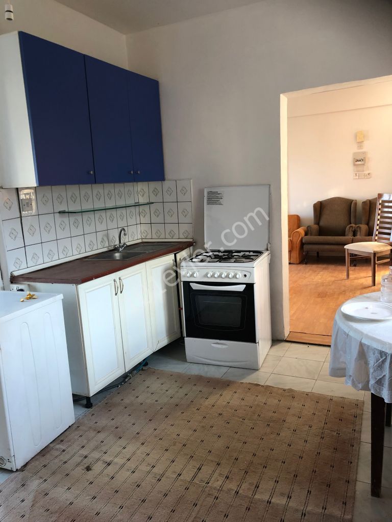 Flat To Rent in Karaoğlanoğlu, Kyrenia