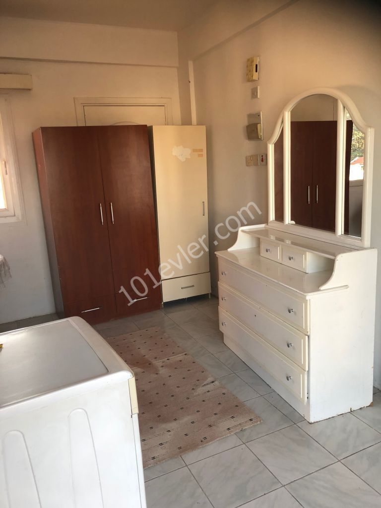 Flat To Rent in Karaoğlanoğlu, Kyrenia