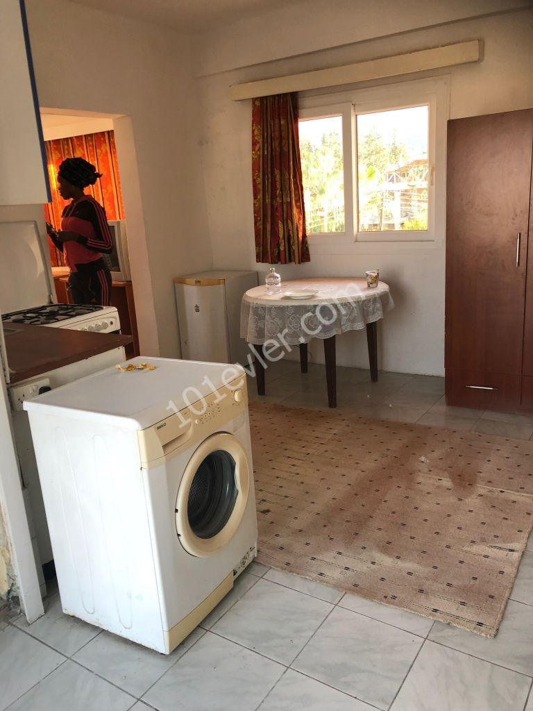 Flat To Rent in Karaoğlanoğlu, Kyrenia