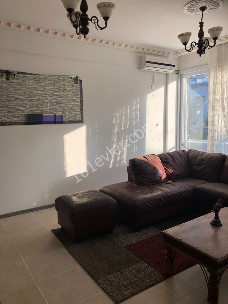 Flat To Rent in Karaoğlanoğlu, Kyrenia