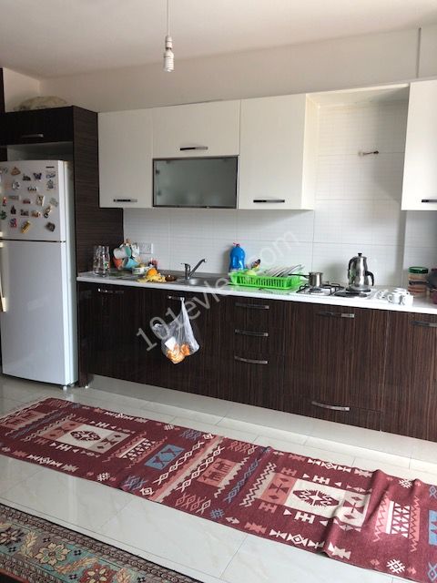 Flat To Rent in Girne Merkez, Kyrenia