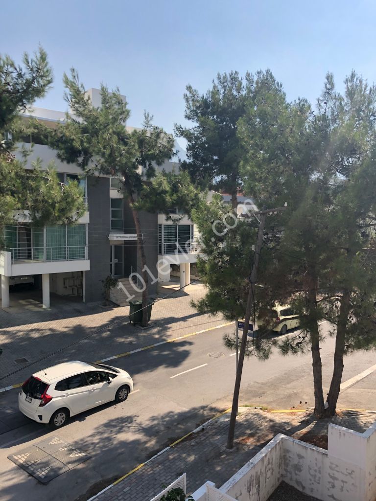 GIRNE MERKEZDE DUBLEX 2+1 FULL ESYALI KIRALIK PENTHOUSE