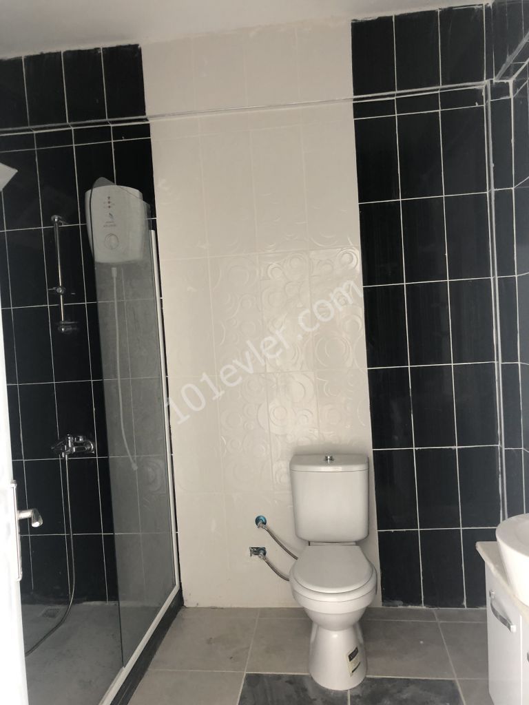 Flat To Rent in Karaoğlanoğlu, Kyrenia