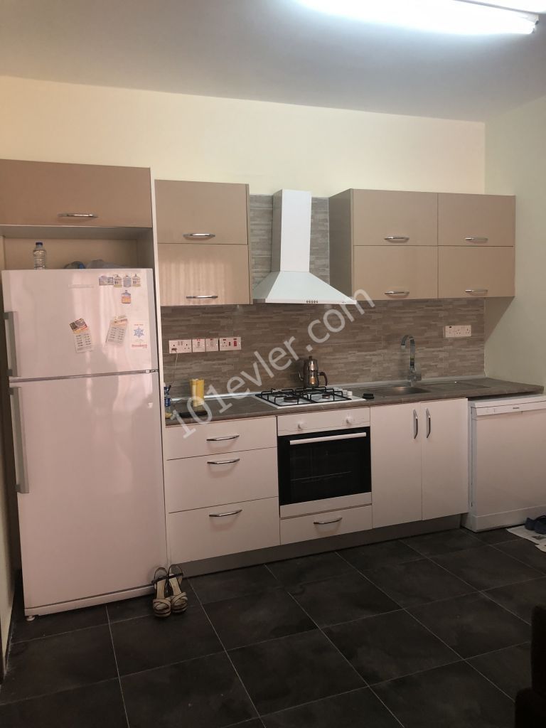 Flat To Rent in Girne Merkez, Kyrenia