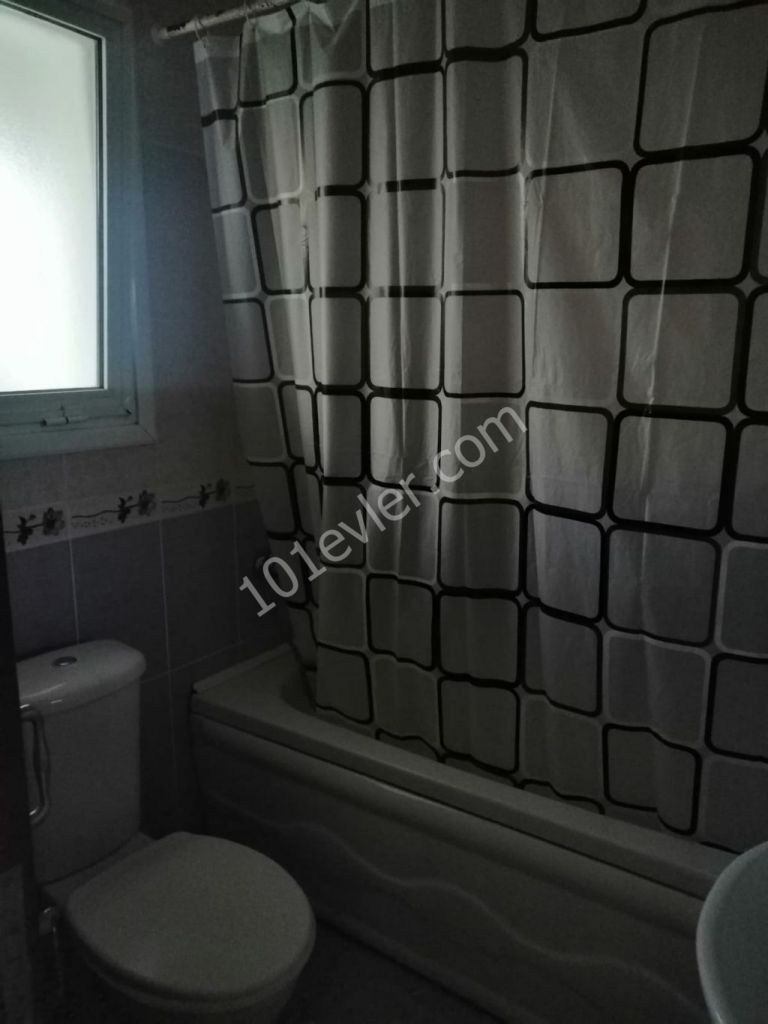 Flat To Rent in Karaoğlanoğlu, Kyrenia