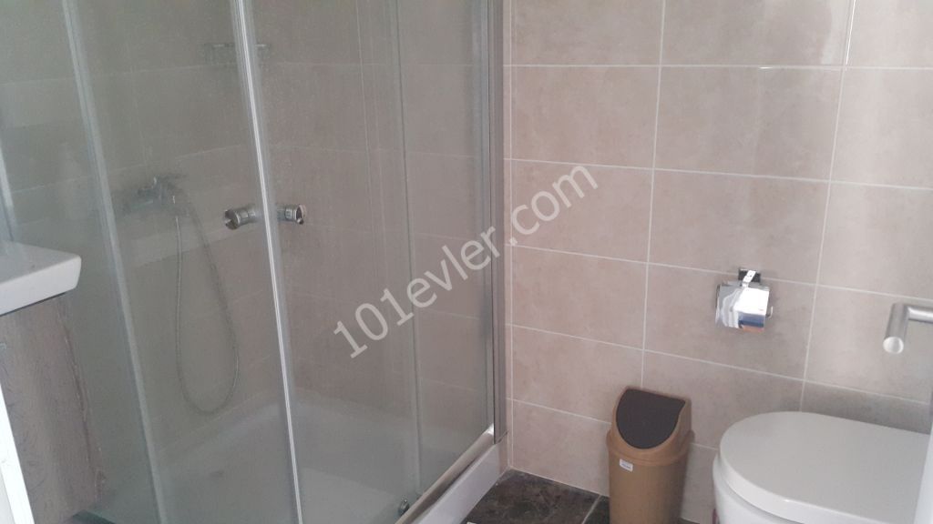 Girne Merkez'de Kiralık Lüx Residance 1+1 Daire!!!