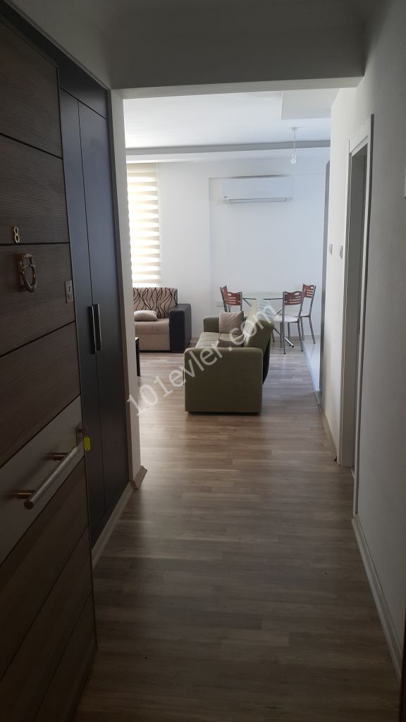 Girne Merkez'de Kiralık Lüx Residance 1+1 Daire!!!