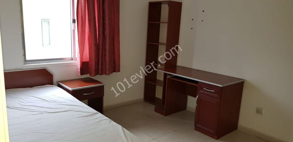 Flat To Rent in Girne Merkez, Kyrenia