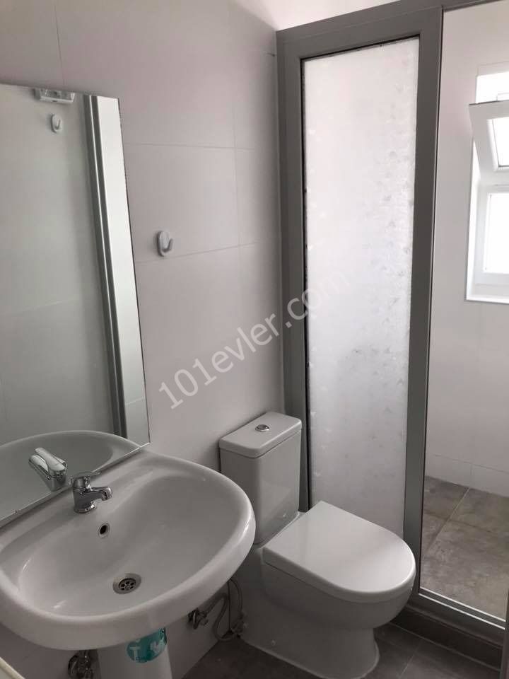 Flat To Rent in Girne Merkez, Kyrenia