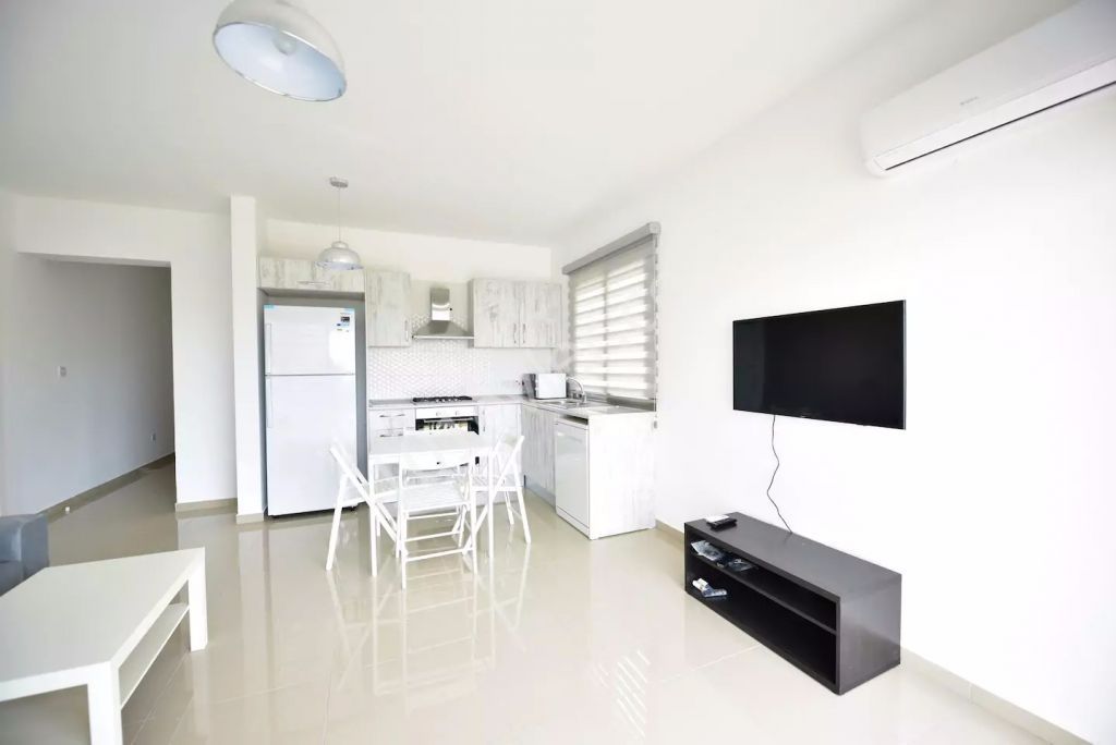 Flat To Rent in Girne Merkez, Kyrenia