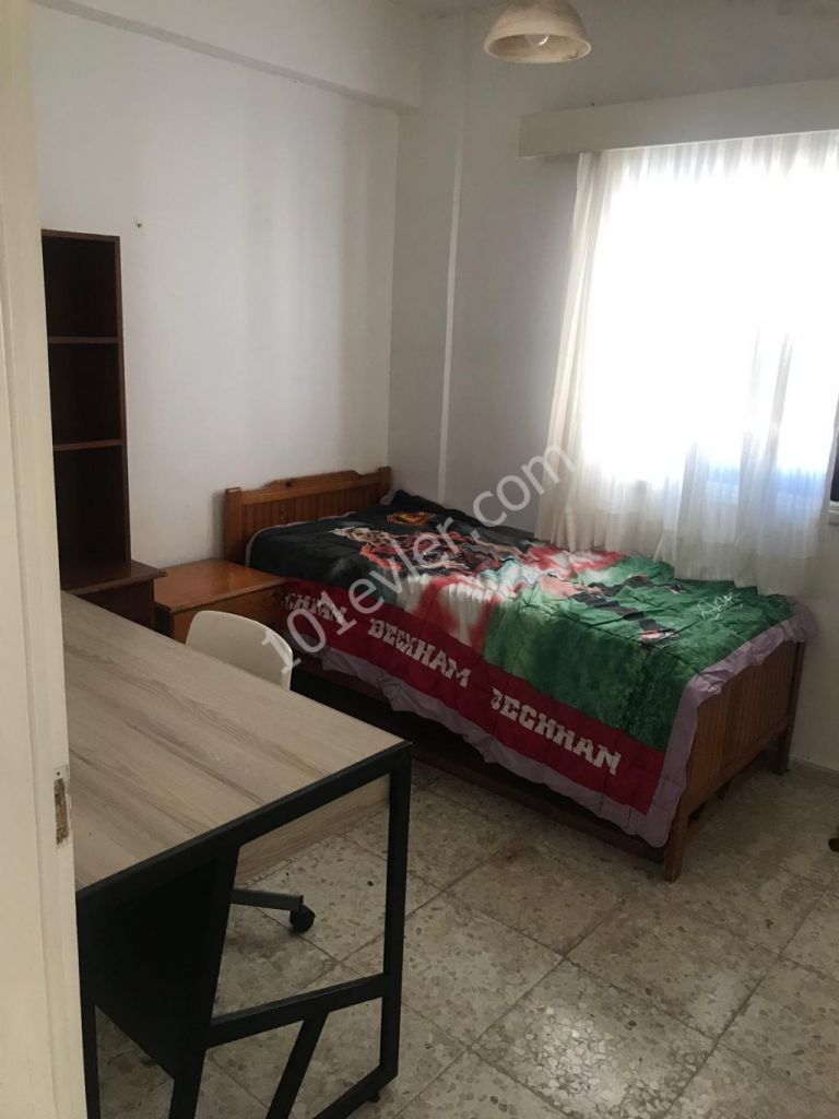 Flat To Rent in Girne Merkez, Kyrenia