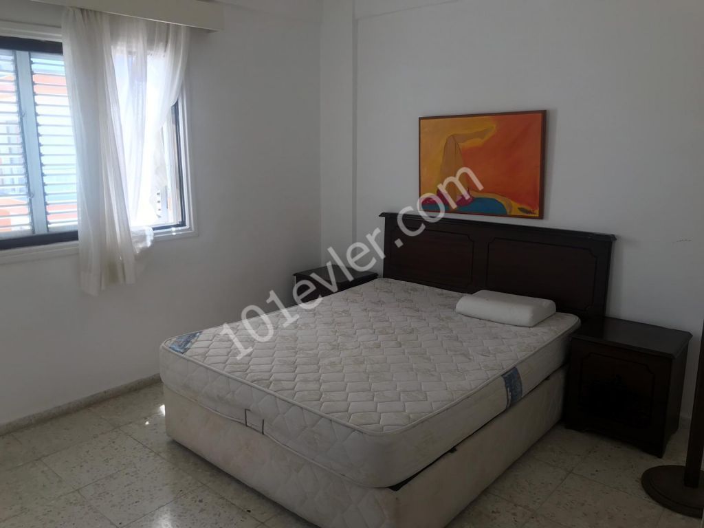 Flat To Rent in Girne Merkez, Kyrenia